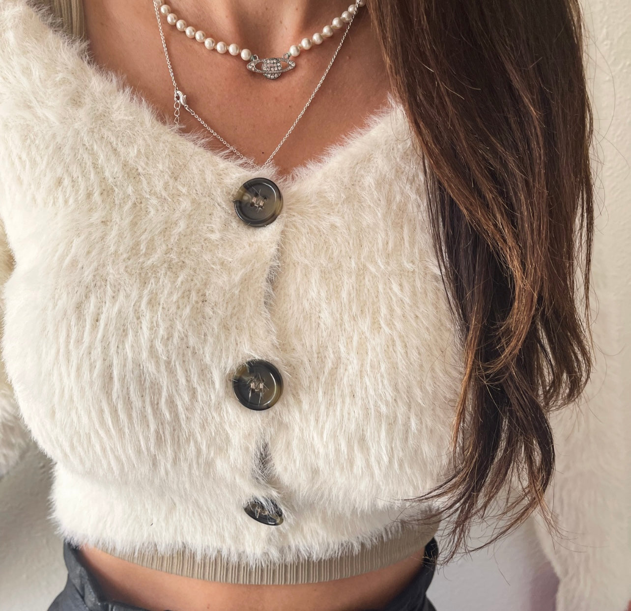 Fuzzy white cardigan - Alexa Maries