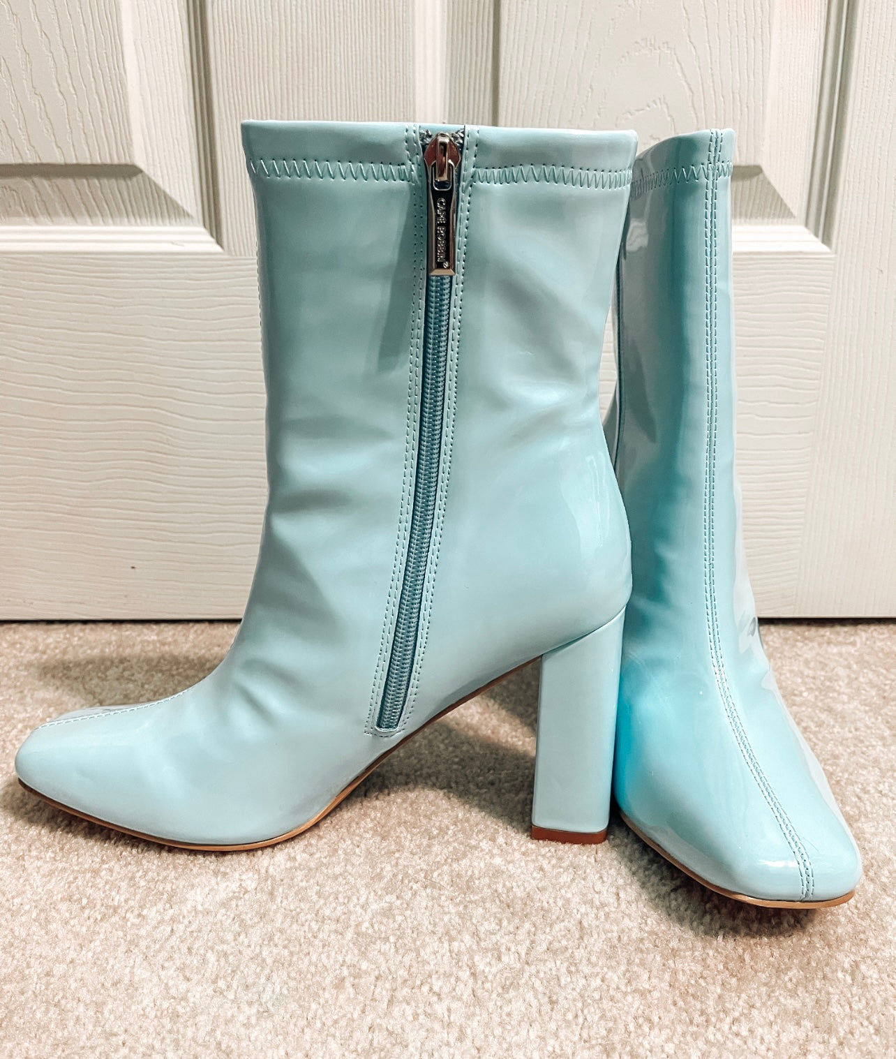 Blue color outlet boots