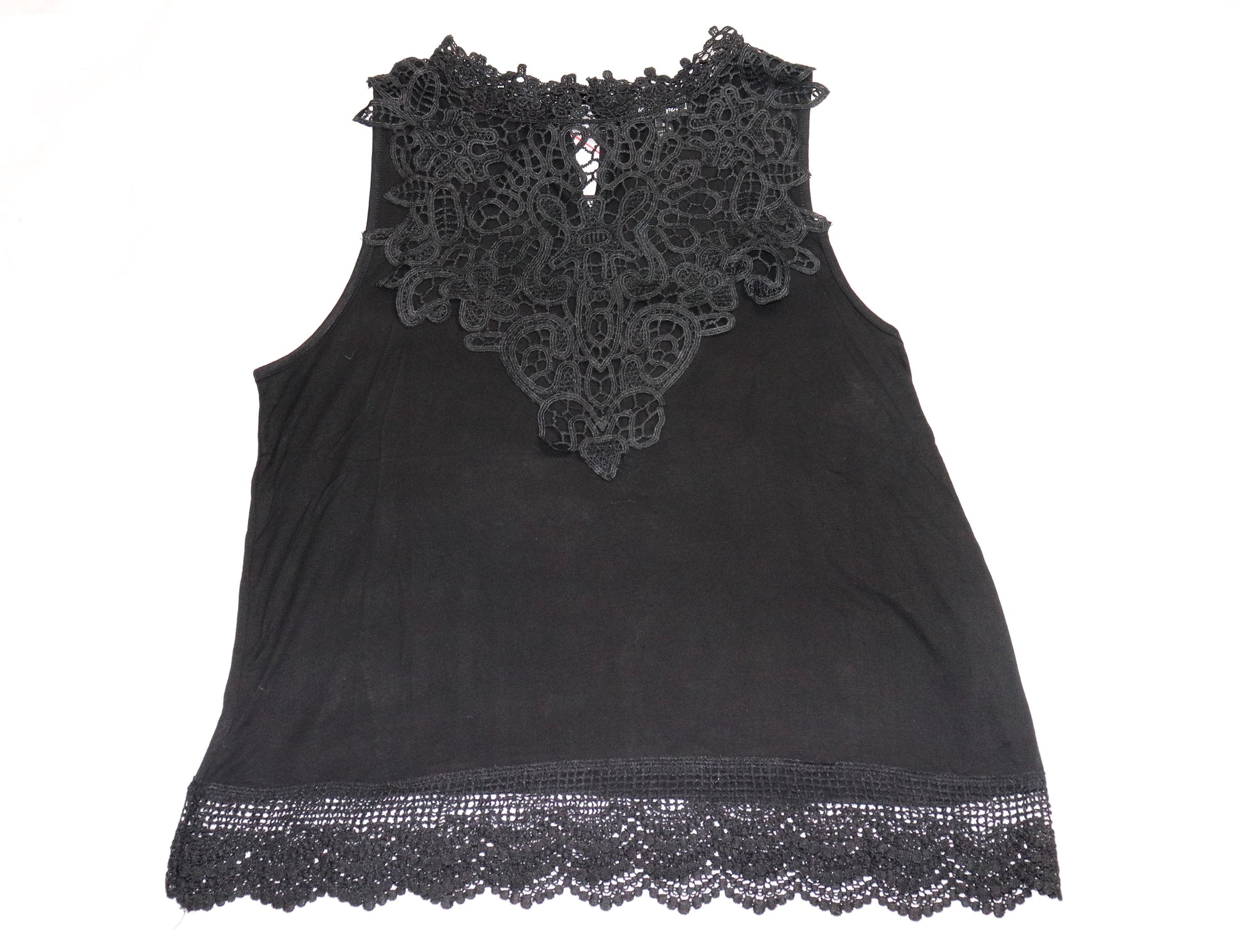 IN THE MOMENT SLEEVELESS LACE TOP - Alexa Maries